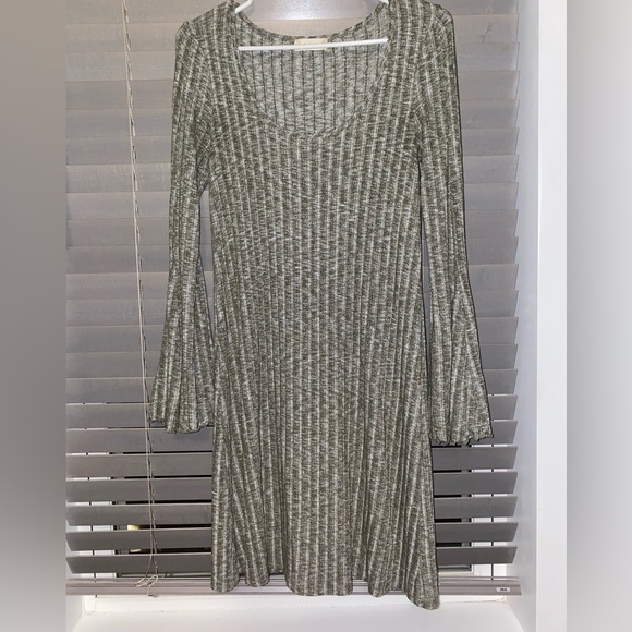 Altar’d State Bell Sleeve Dress - Picture 1 of 3